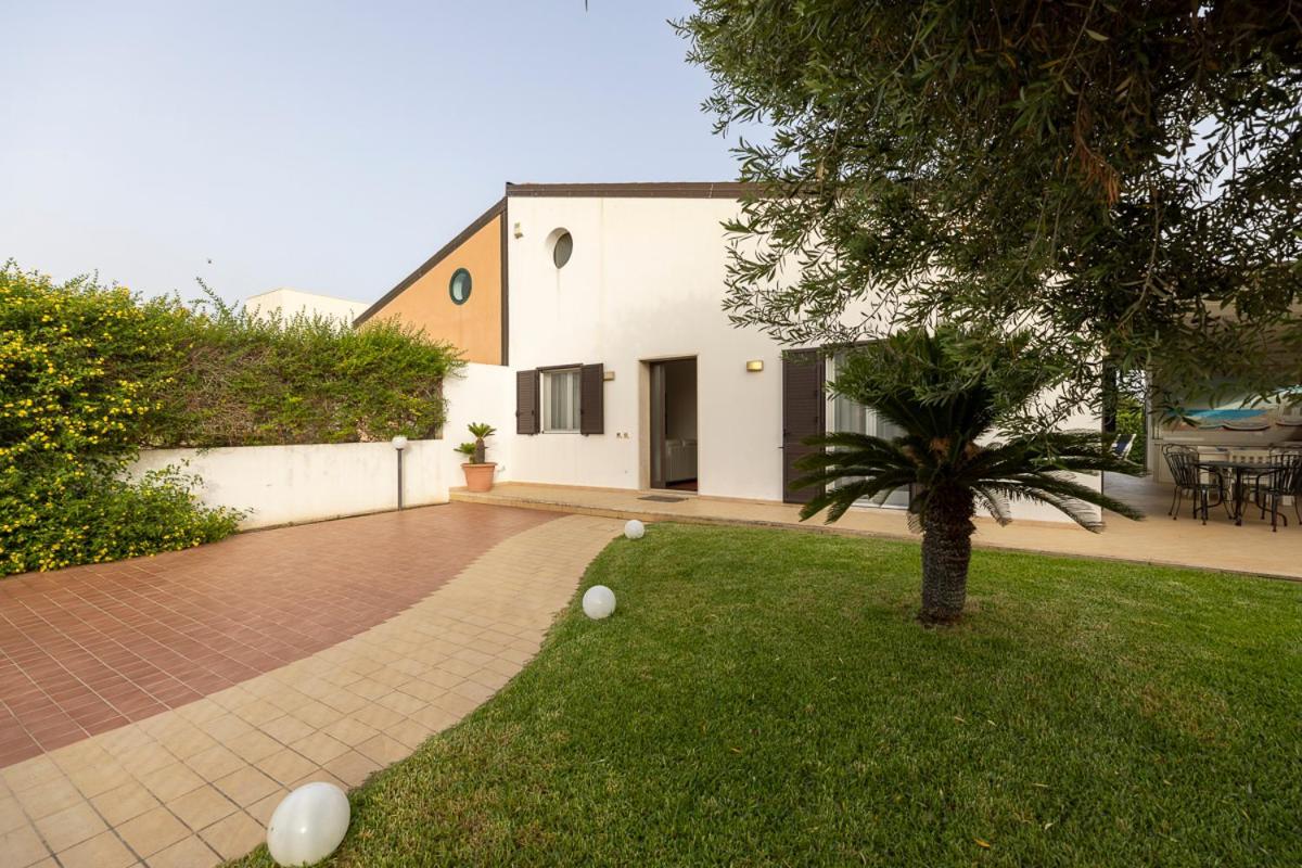 Villa Relax A 200Mt Dal Mare Pozzallo Bagian luar foto